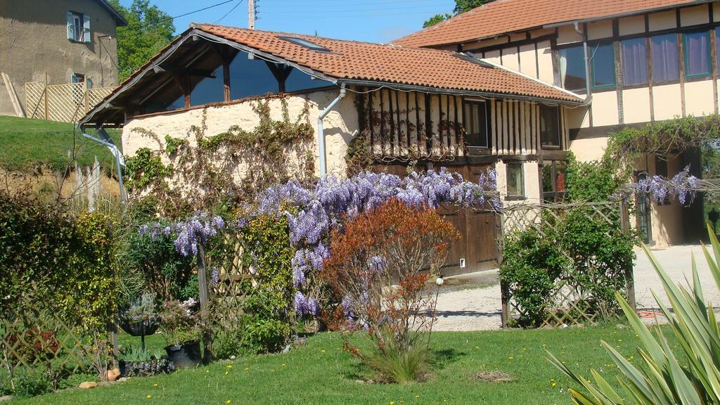 Gite Du Paradis Vieuzos Zewnętrze zdjęcie