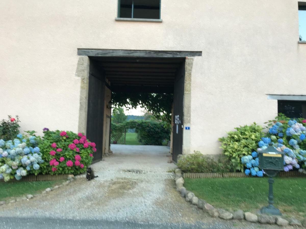 Gite Du Paradis Vieuzos Zewnętrze zdjęcie